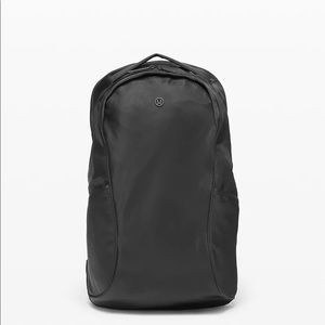 Barely used Lululemon out of range backpack excellent condition